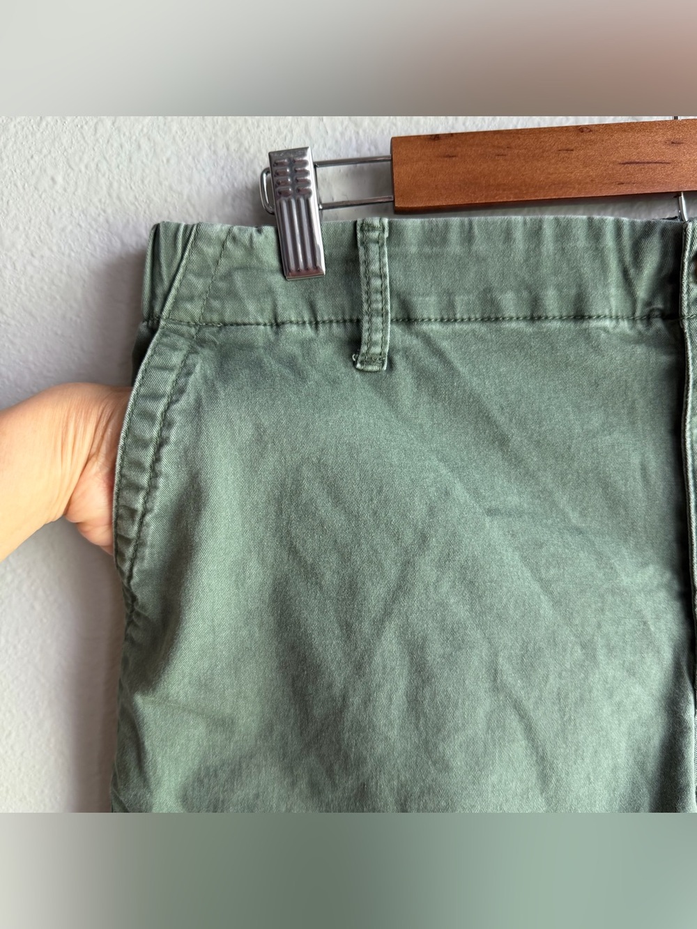 Old Navy Everyday Elasticized Back Waistband Large Chino Shorts Comfy Preppy F - Picture 2 of 14